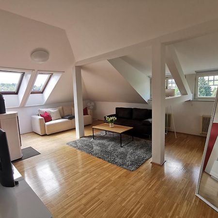 Moderne Dachgeschosswohnung Zentral By Seebnb Velden am Wörthersee Eksteriør billede