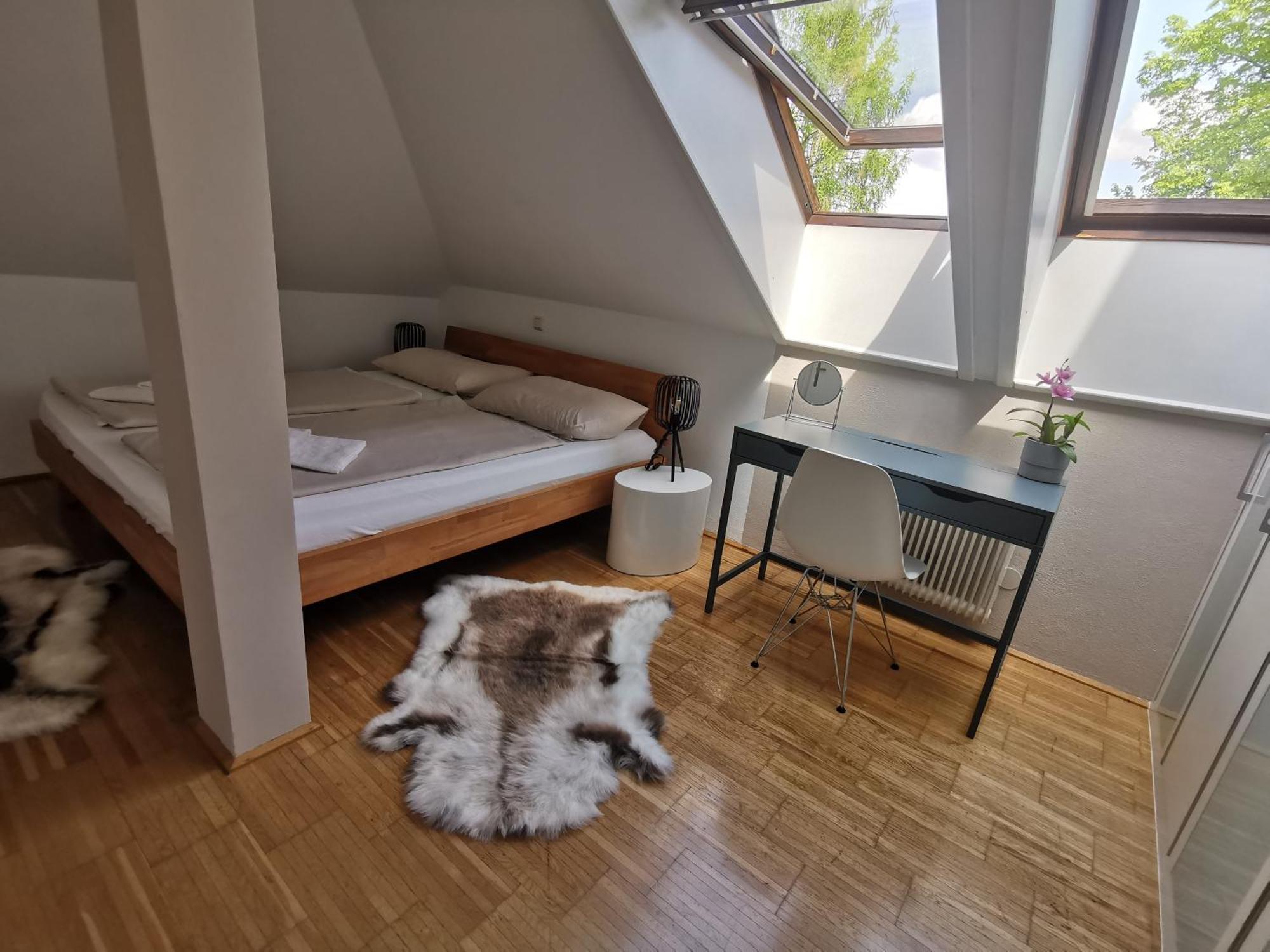 Moderne Dachgeschosswohnung Zentral By Seebnb Velden am Wörthersee Eksteriør billede